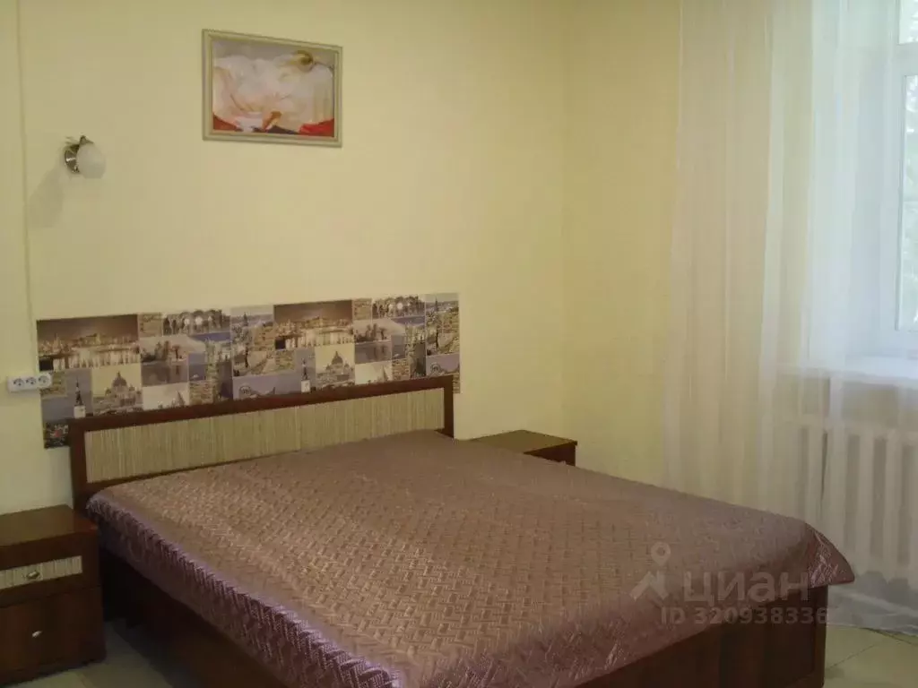 Комната Хабаровский край, Комсомольск-на-Амуре Советская ул., 2/2 - Фото 0