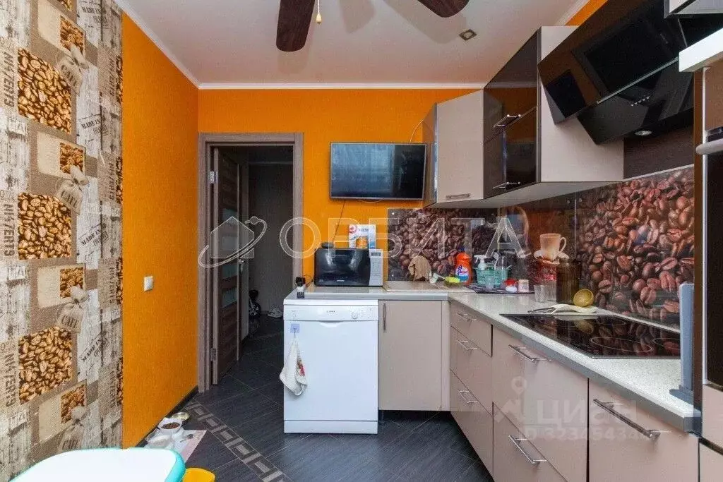 3-к кв. Тюменская область, Тюмень ул. Стартовая, 5 (65.3 м) - Фото 2