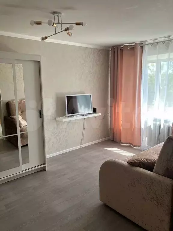 1-к. квартира, 32 м, 5/5 эт. - Фото 0
