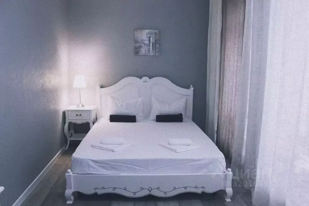 Комната Крым, Черноморский район, с. Межводное ул. Приморская, 14 - Фото 1