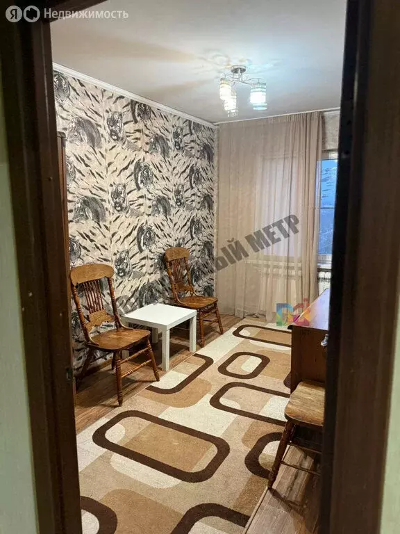 4-комнатная квартира: Элиста, 6-й микрорайон, 27 (75 м) - Фото 1