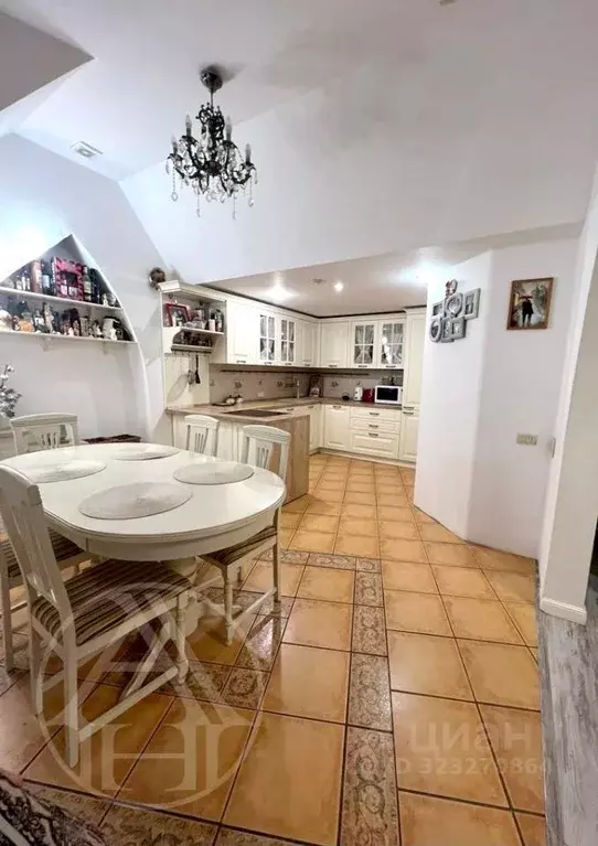 5-к кв. Татарстан, Набережные Челны ул. Шамиля Усманова, 44А (220.0 м) - Фото 2