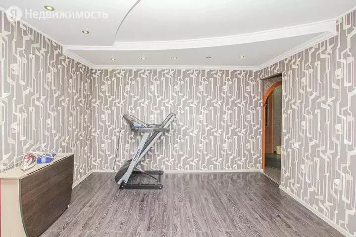 3-комнатная квартира: Улан-Удэ, улица Сенчихина, 1 (66.4 м) - Фото 1