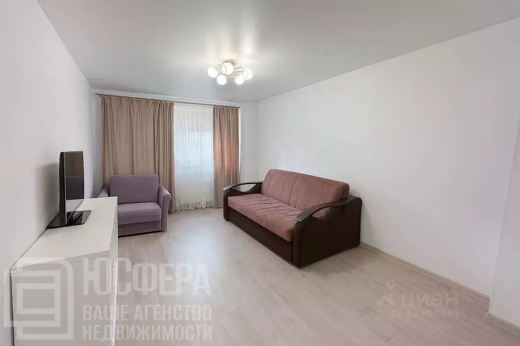 1-к кв. Волгоградская область, Волгоград ул. 8-й Воздушной Армии, 14 ... - Фото 1