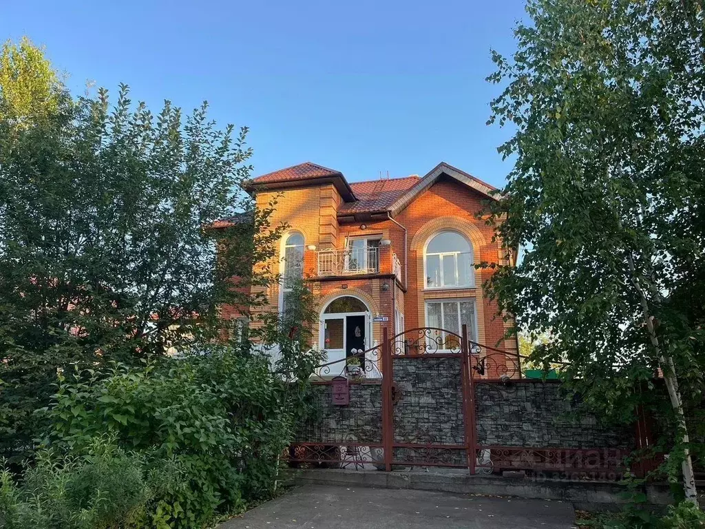 Дом в Новосибирская область, Тогучин Заводская ул., 75 (250 м) - Фото 1