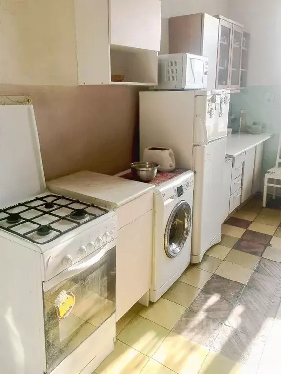 Комната Санкт-Петербург 19-я Васильевского острова линия, 8 - Фото 1