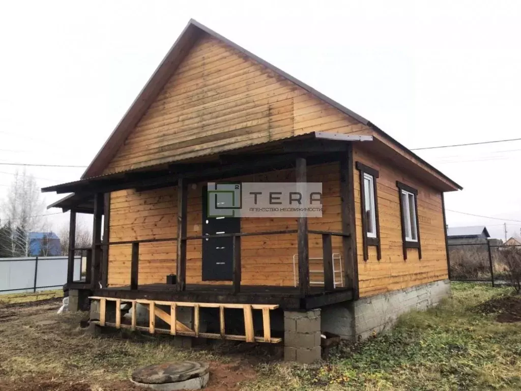 Дом в Башкортостан, Иглинский сельсовет, с. Иглино ул. ... - Фото 1