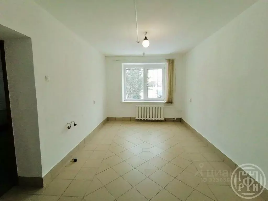 Помещение свободного назначения в Ленинградская область, Кировск ... - Фото 1