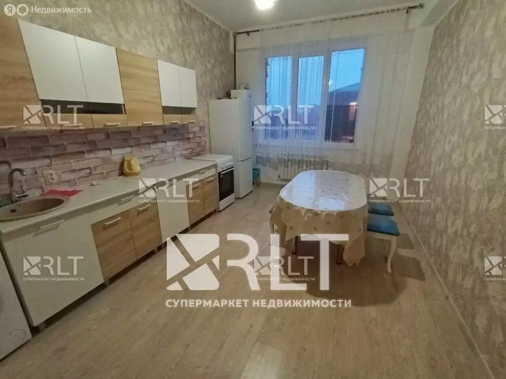 2-комнатная квартира: Махачкала, 1-й Гапцахский тупик, 13 (85 м) - Фото 0