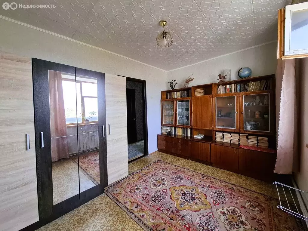 3-комнатная квартира: Бахчисарай, Кооперативная улица, 1 (59.9 м) - Фото 1