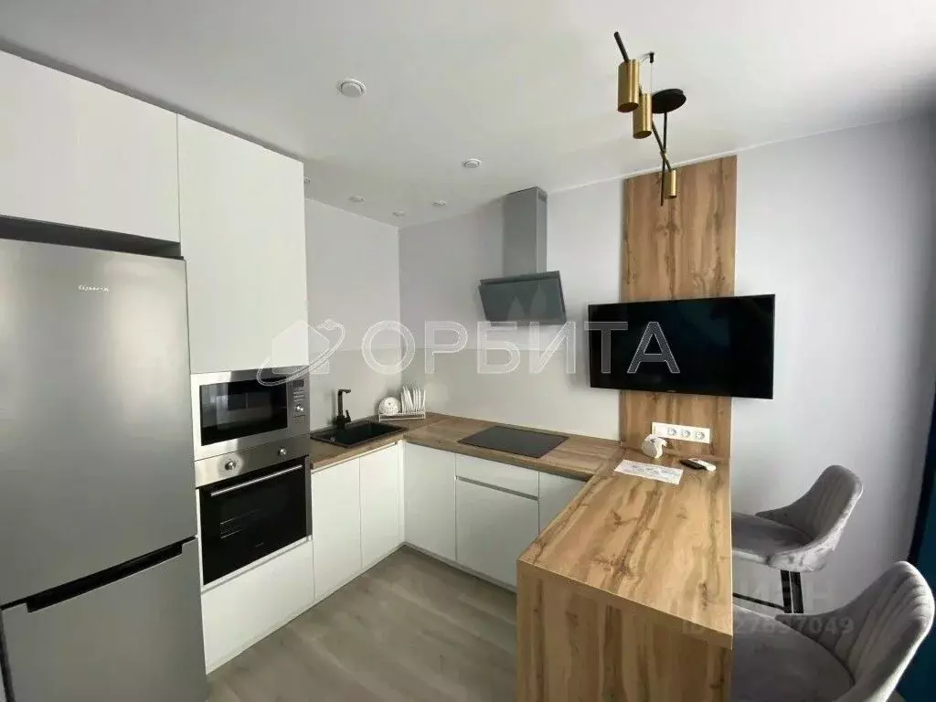 1-к кв. Тюменская область, Тюмень ул. Андрея Кореневского, 11 (36.0 м) - Фото 1