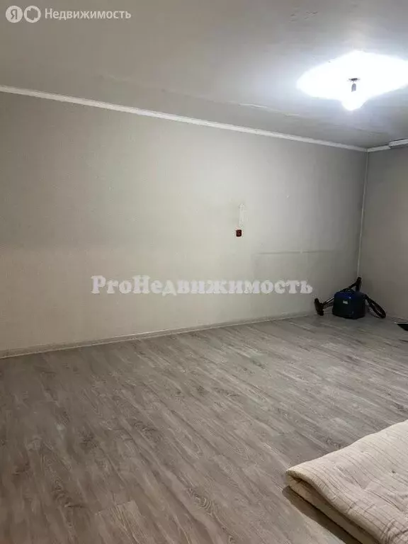 1-комнатная квартира: Кызыл, улица Калинина, 24А (32 м) - Фото 1