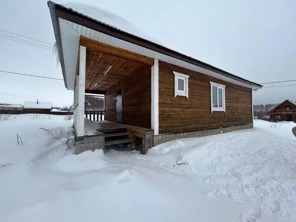 Дом в Башкортостан, Иглинский сельсовет, с. Иглино  (90 м) - Фото 0