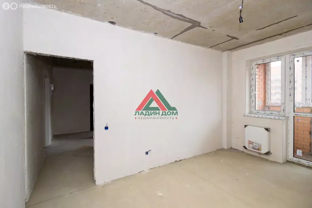 2-комнатная квартира: Краснодар, улица имени Владимира Жириновского, ... - Фото 1