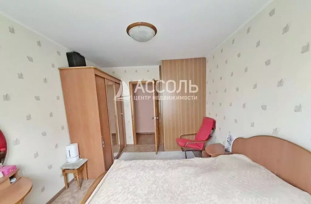 3-к кв. Омская область, Омск ул. Малиновского, 15 (60.0 м) - Фото 2