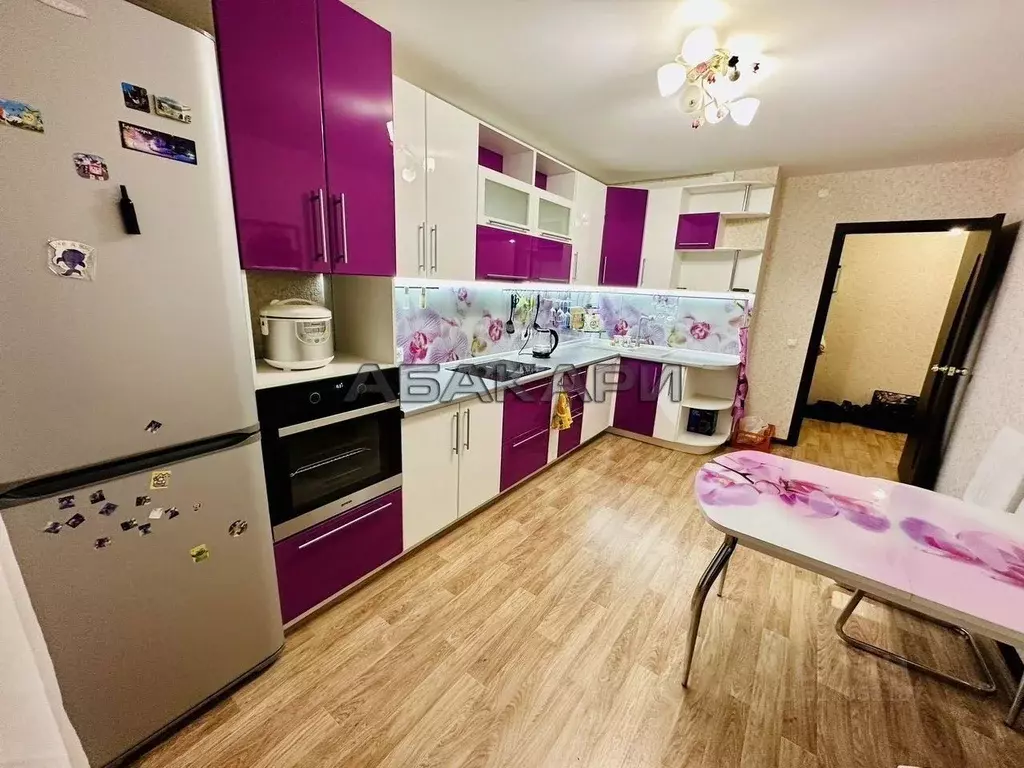 3-к кв. Красноярский край, Красноярск ул. Чернышевского, 75 (75.0 м) - Фото 1