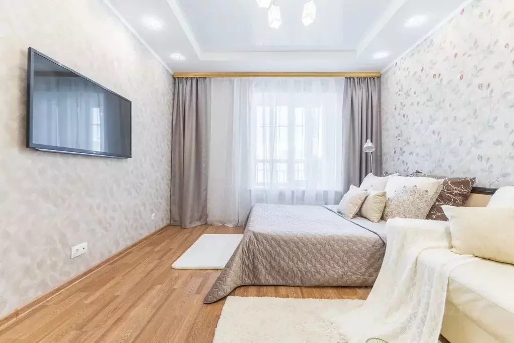 2-к кв. Татарстан, Казань ул. Николая Ершова, 62Вк2 (65.0 м) - Фото 0