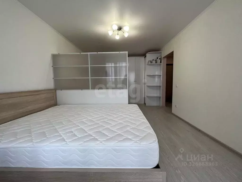 1-к кв. Тюменская область, Тюмень ул. Федюнинского, 60 (37.1 м) - Фото 1