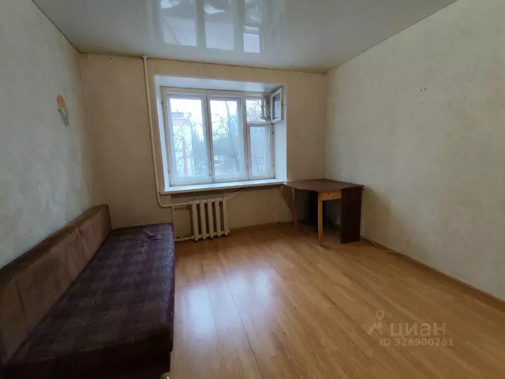 Комната Пермский край, Пермь Рабоче-крестьянская ул., 17 (17.9 м) - Фото 1