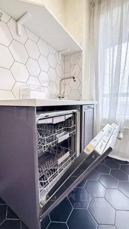 4-к кв. Иркутская область, Иркутск проезд Атласова, 5 (100.0 м) - Фото 2