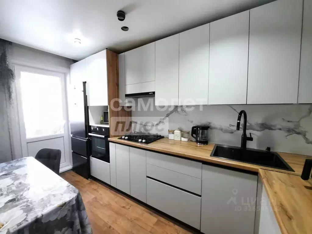 3-к кв. Татарстан, Нижнекамск ул. Гагарина, 41 (59.5 м) - Фото 1