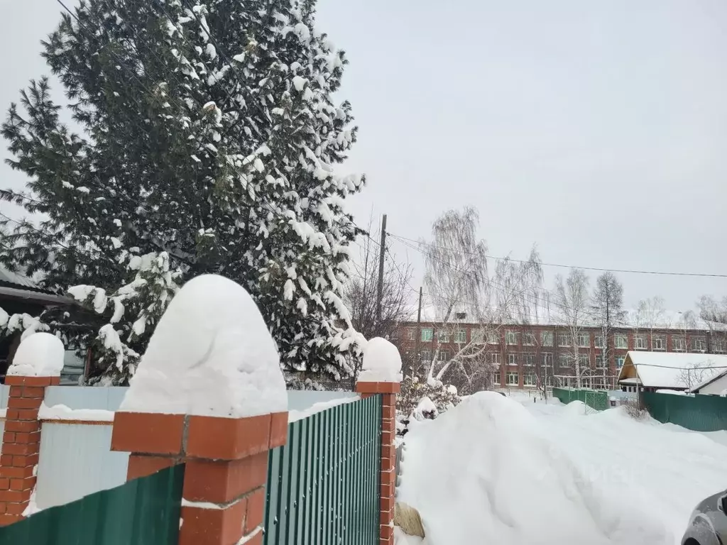 Дом в Свердловская область, Верхняя Салда ул. Уральских Рабочих, 28 ... - Фото 1