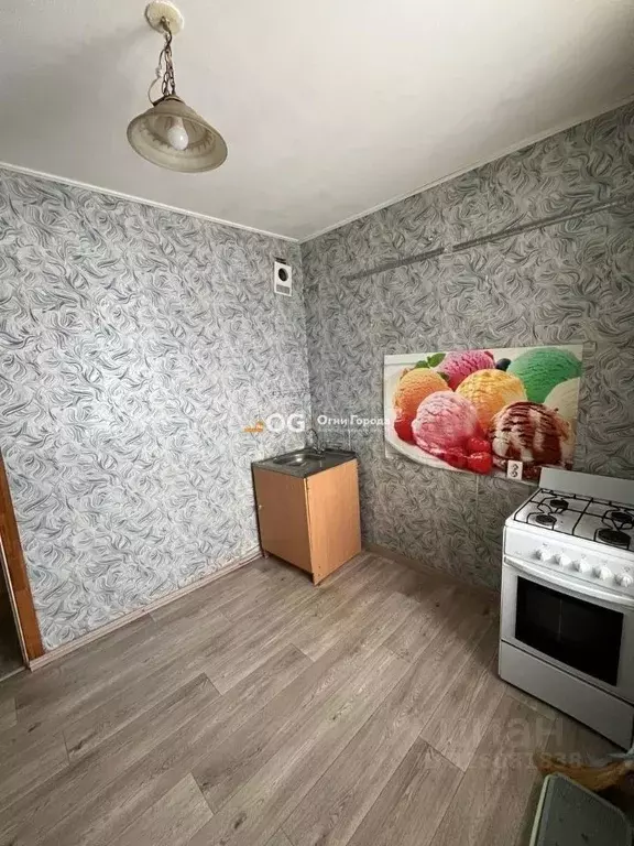 1-к кв. Брянская область, Брянск ул. Романа Брянского, 31 (37.7 м) - Фото 2