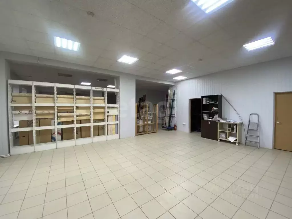 Помещение свободного назначения в Ставропольский край, Изобильный ... - Фото 1