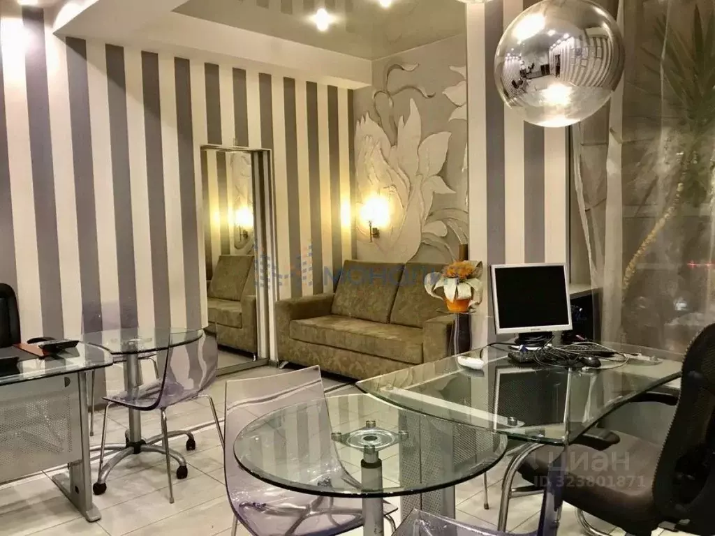 Офис в Нижегородская область, Нижний Новгород Варварская ул. (70 м) - Фото 0