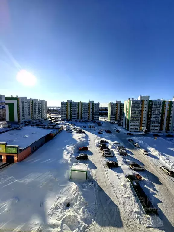 2-к кв. Ханты-Мансийский АО, Нягань 10-й мкр, 15 (53.0 м) - Фото 0