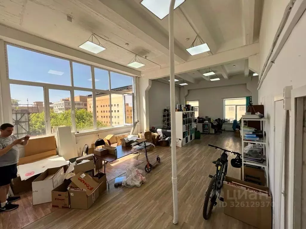 Офис в Москва Нарвская ул., 15АС5 (220 м) - Фото 1