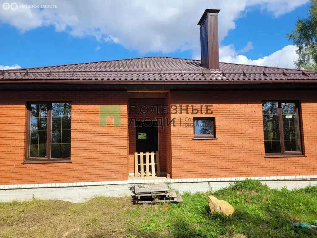 Дом в Орловский муниципальный округ, посёлок Зелёный (160 м) - Фото 1