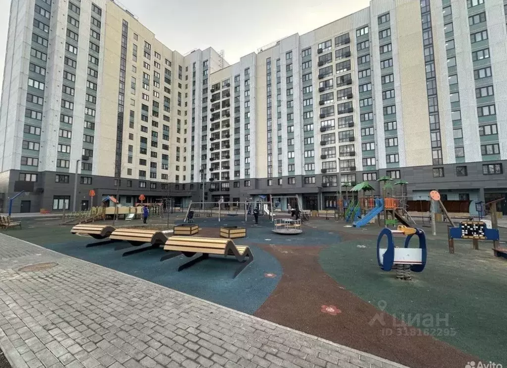2-к кв. Москва пос. Знамя Октября, 3к1 (60.8 м) - Фото 0