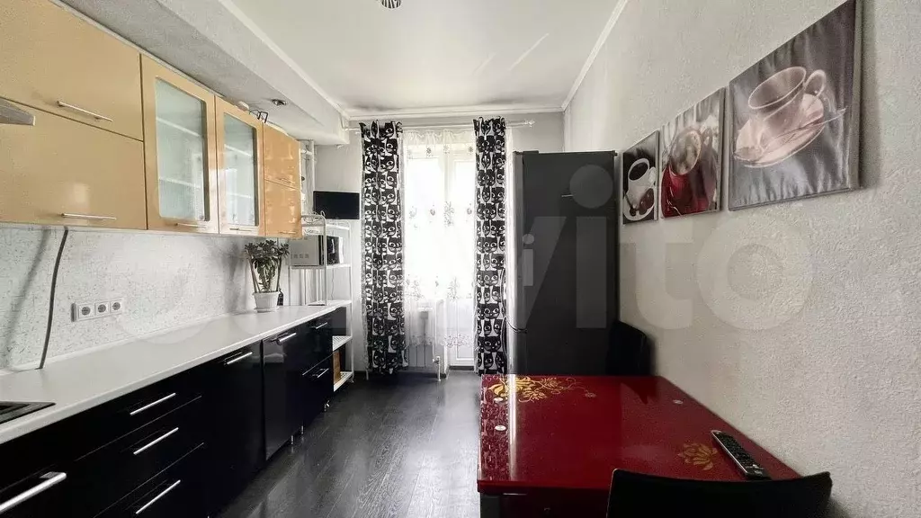 1-к. квартира, 38 м, 2/4 эт. - Фото 0