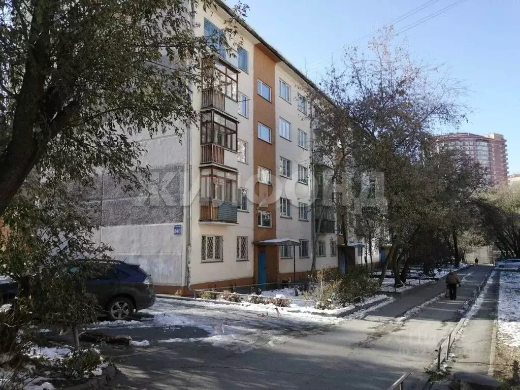 2-к кв. Новосибирская область, Новосибирск ул. Кропоткина, 94/1 (43.0 ... - Фото 1