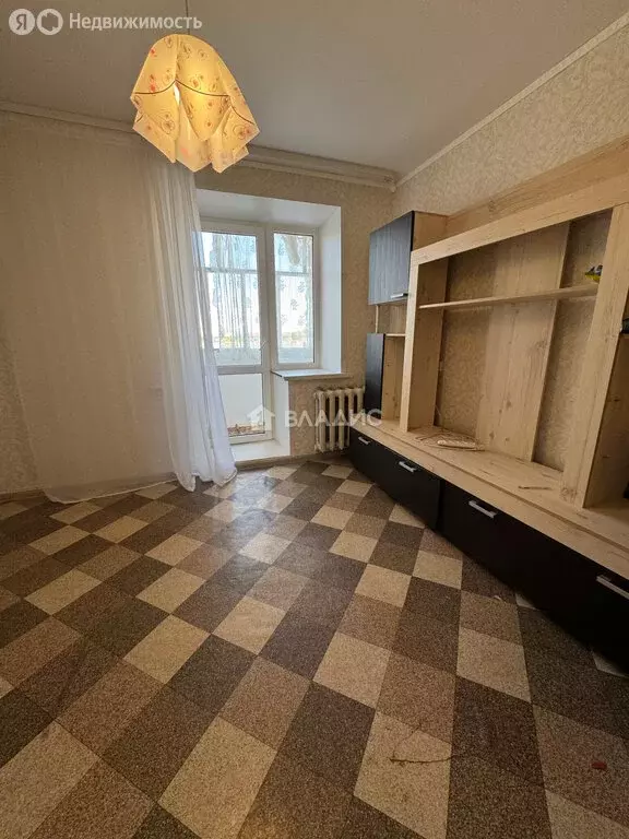 4-комнатная квартира: Белебей, улица Морозова, 6 (81.4 м) - Фото 0