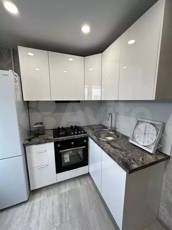 3-к. квартира, 60 м, 8/9 эт. - Фото 1