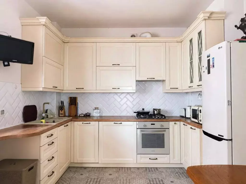 4-к кв. Севастополь ул. Астана Кесаева, 14 (120.0 м) - Фото 1