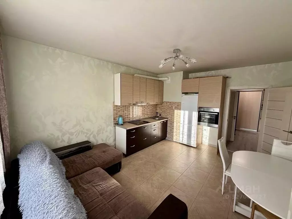 2-к кв. Московская область, Красногорск Заводская ул., 18к1 (73.0 м) - Фото 0