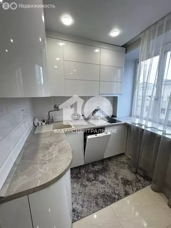 2-комнатная квартира: Новосибирск, улица Челюскинцев, 30 (57.1 м) - Фото 1