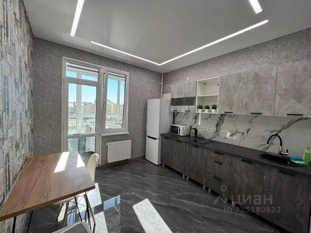 1-к кв. Крым, Симферопольский район, с. Мирное ул. Крымской Весны, ... - Фото 1