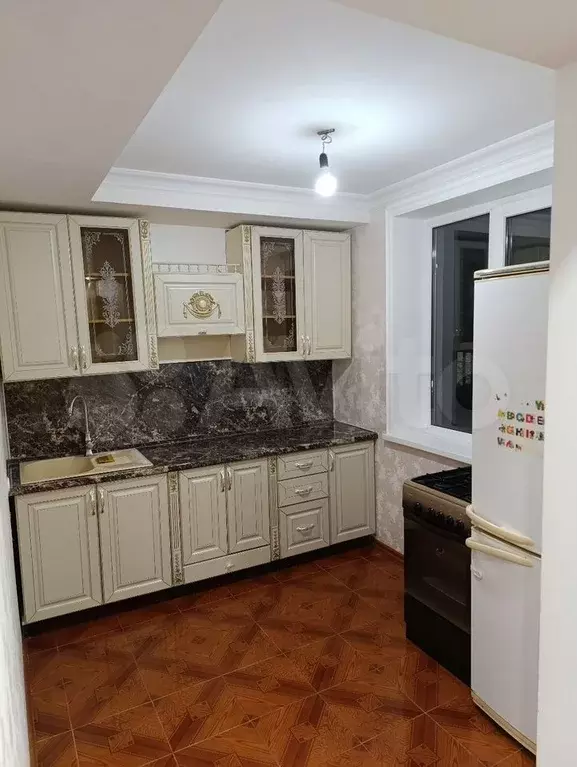 3-к. квартира, 80 м, 3/9 эт. - Фото 1