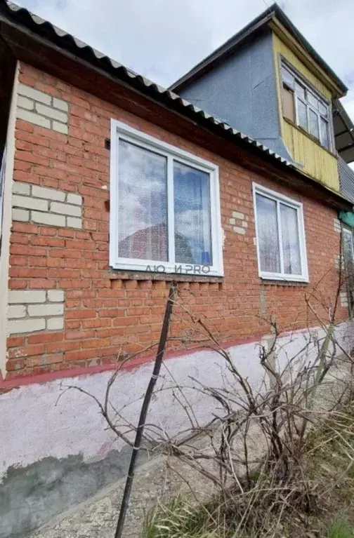 Дом в Саратовская область, Энгельсский район, Красноярское ... - Фото 2