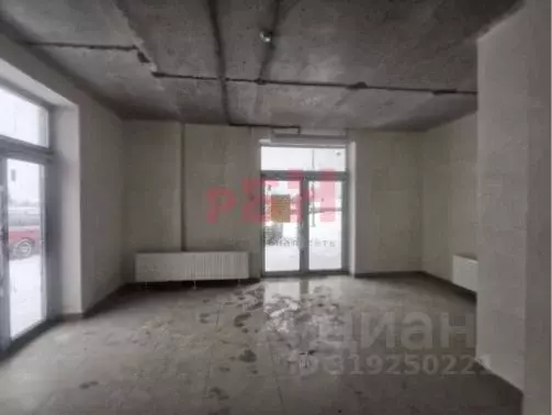 Торговая площадь в Тюменская область, Тюмень Меридиан Запад жилой ... - Фото 1