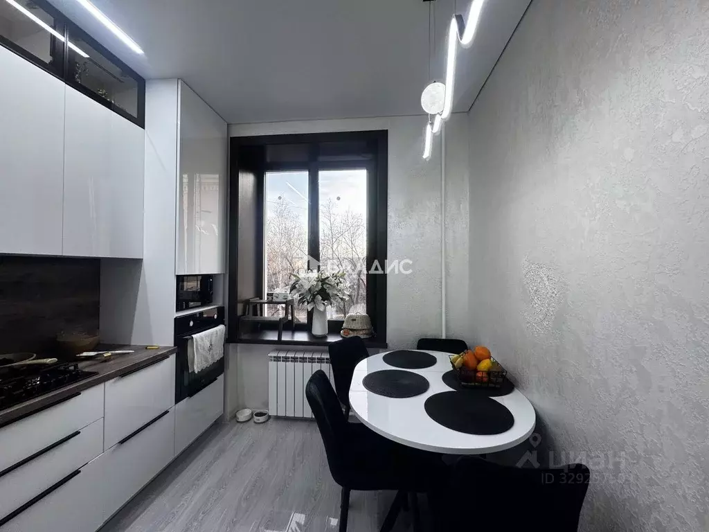 2-к кв. Иркутская область, Ангарск 74-й кв-л, 4А (61.0 м) - Фото 1