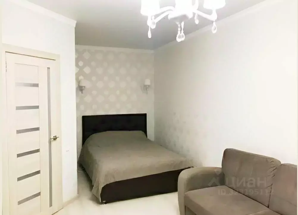 1-к кв. Краснодарский край, Краснодар Тепличная ул., 96 (40.0 м) - Фото 1