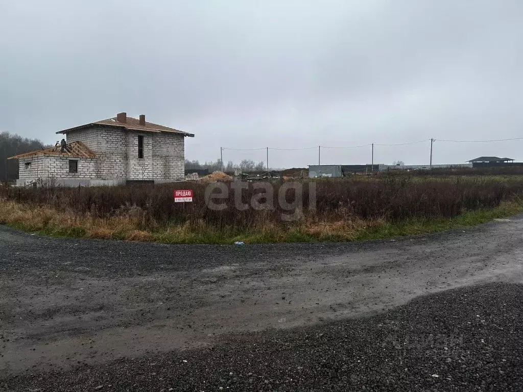 Участок в Калужская область, Совхоз Боровский с/пос, д. Уваровское  ... - Фото 1