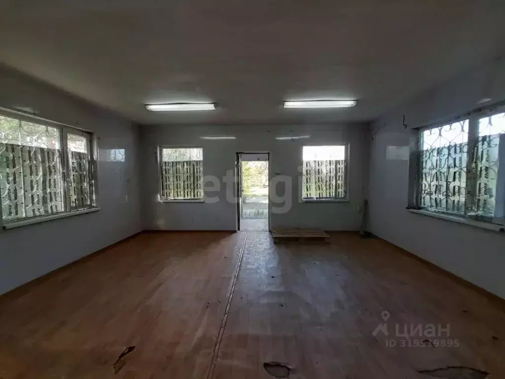 Торговая площадь в Калужская область, Кременки г. Жуковский ... - Фото 1