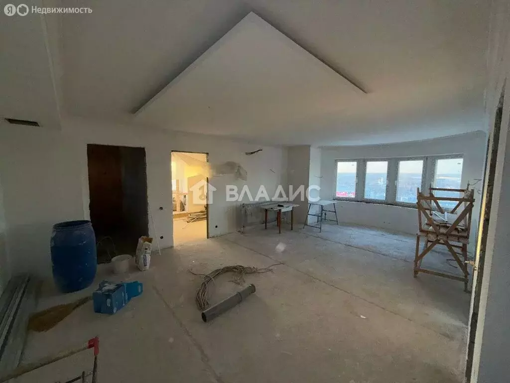 3-комнатная квартира: посёлок городского типа Новоивановское, ... - Фото 2