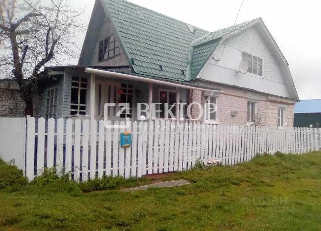 Дом в Ивановская область, пос. Пестяки ул. Заводская, 17 (100 м) - Фото 1